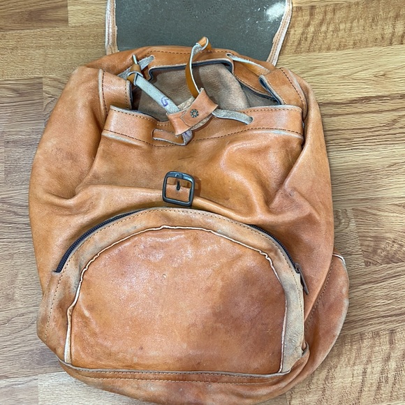 Leather backpack - Picture 5 of 5